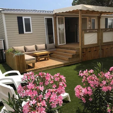 Mobil Home Camping Le Mar Estang Bord De Plage กาเนต์-อ็อง-รูสซียง ภายนอก รูปภาพ