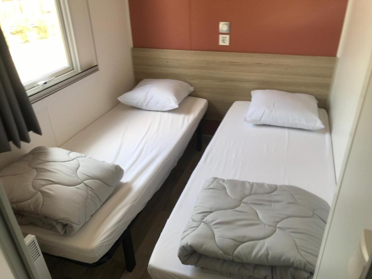 Mobil Home Camping Le Mar Estang Bord De Plage กาเนต์-อ็อง-รูสซียง ภายนอก รูปภาพ